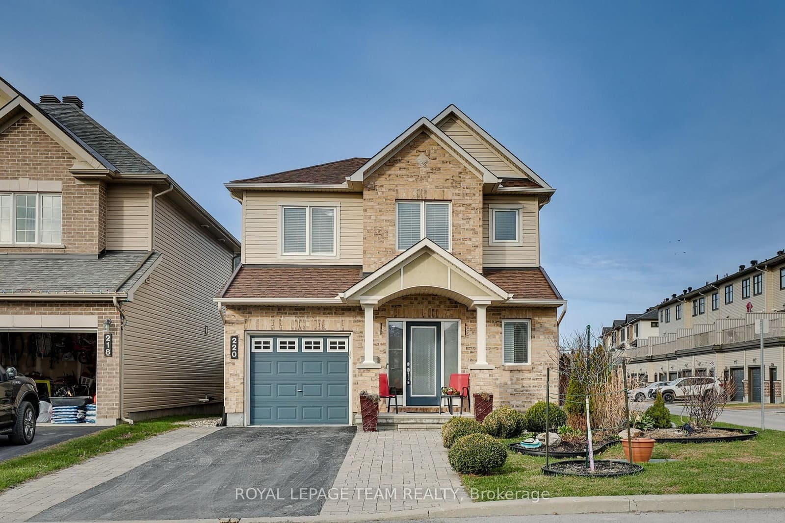 220 Mission Trail Crescent, Ottawa, ON