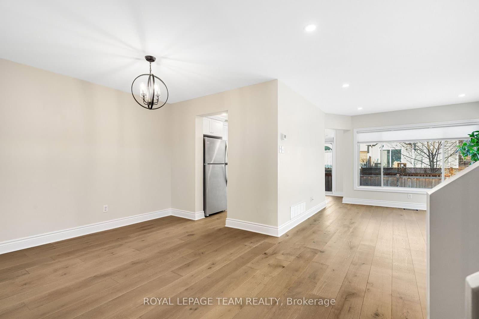 1925 WINDWOOD Place, Ottawa, ON — photo 3