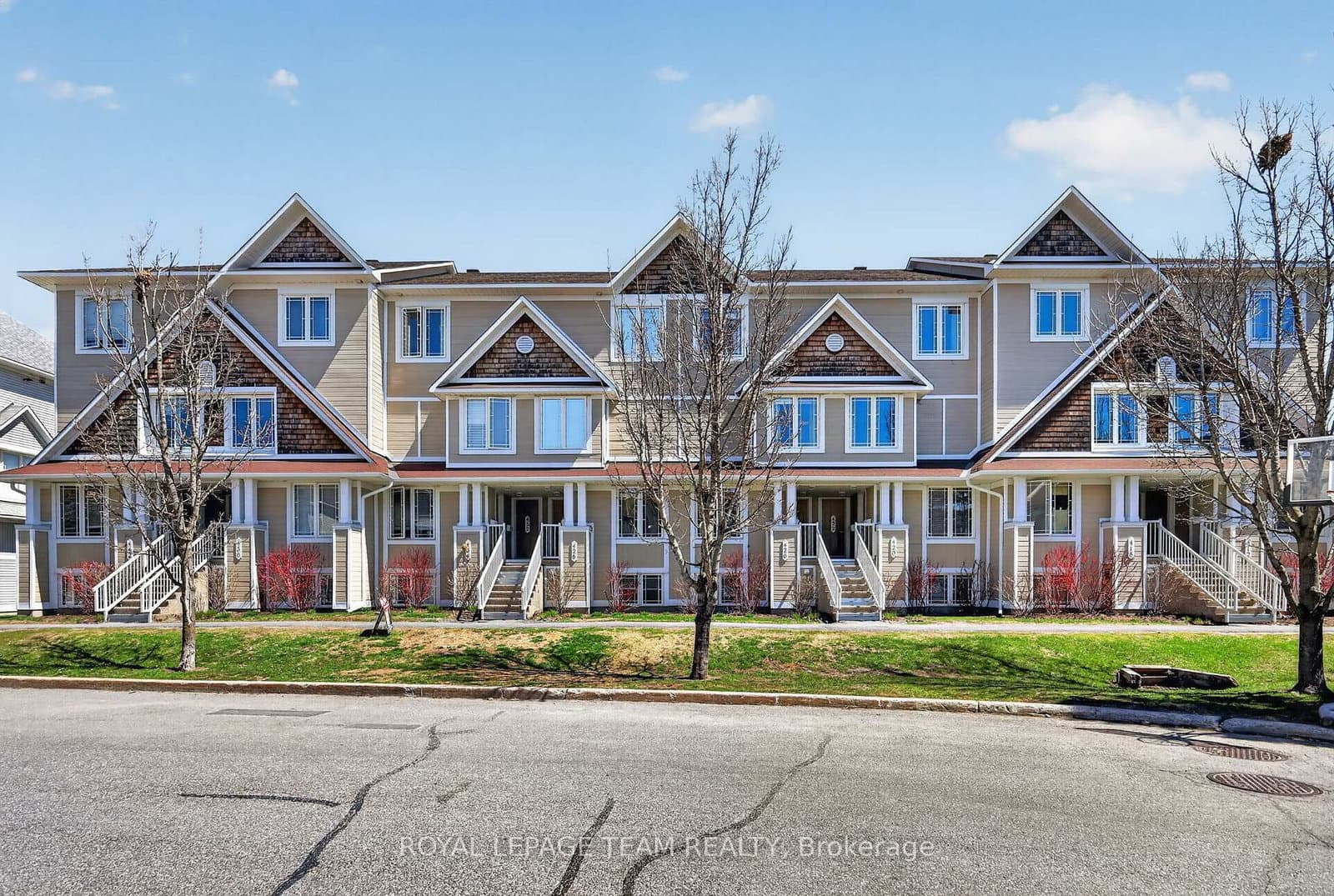 13 - 424 Hillsboro Private, Ottawa, ON — photo 2