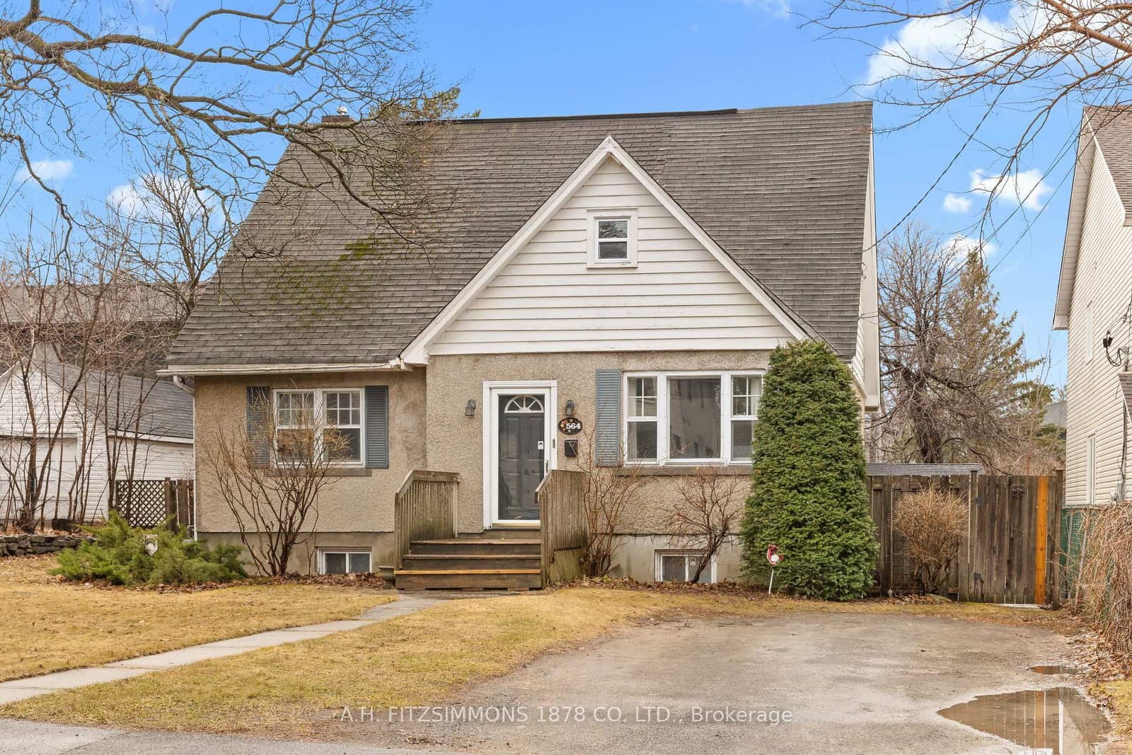 564 Tweedsmuir Avenue, Ottawa, ON — photo 3