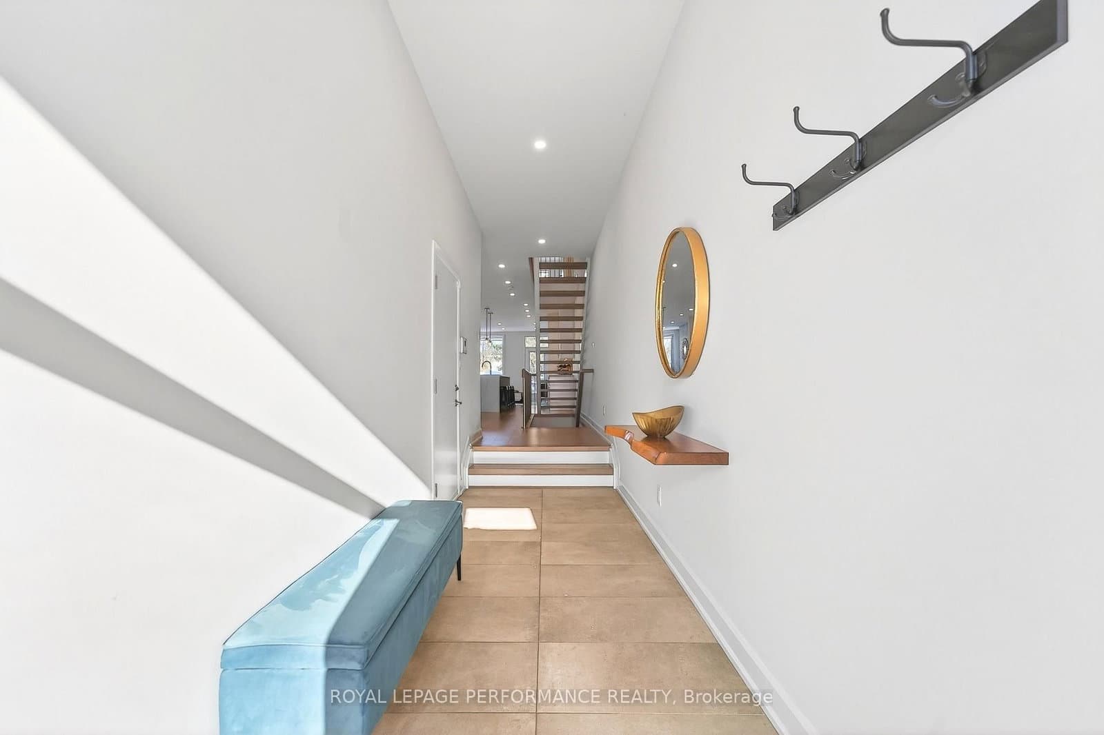 B - 155 Buell Street, Ottawa, ON — photo 2