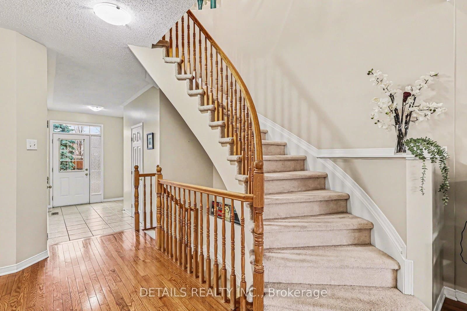 1109 Brasseur Crescent, Orleans, ON — photo 3