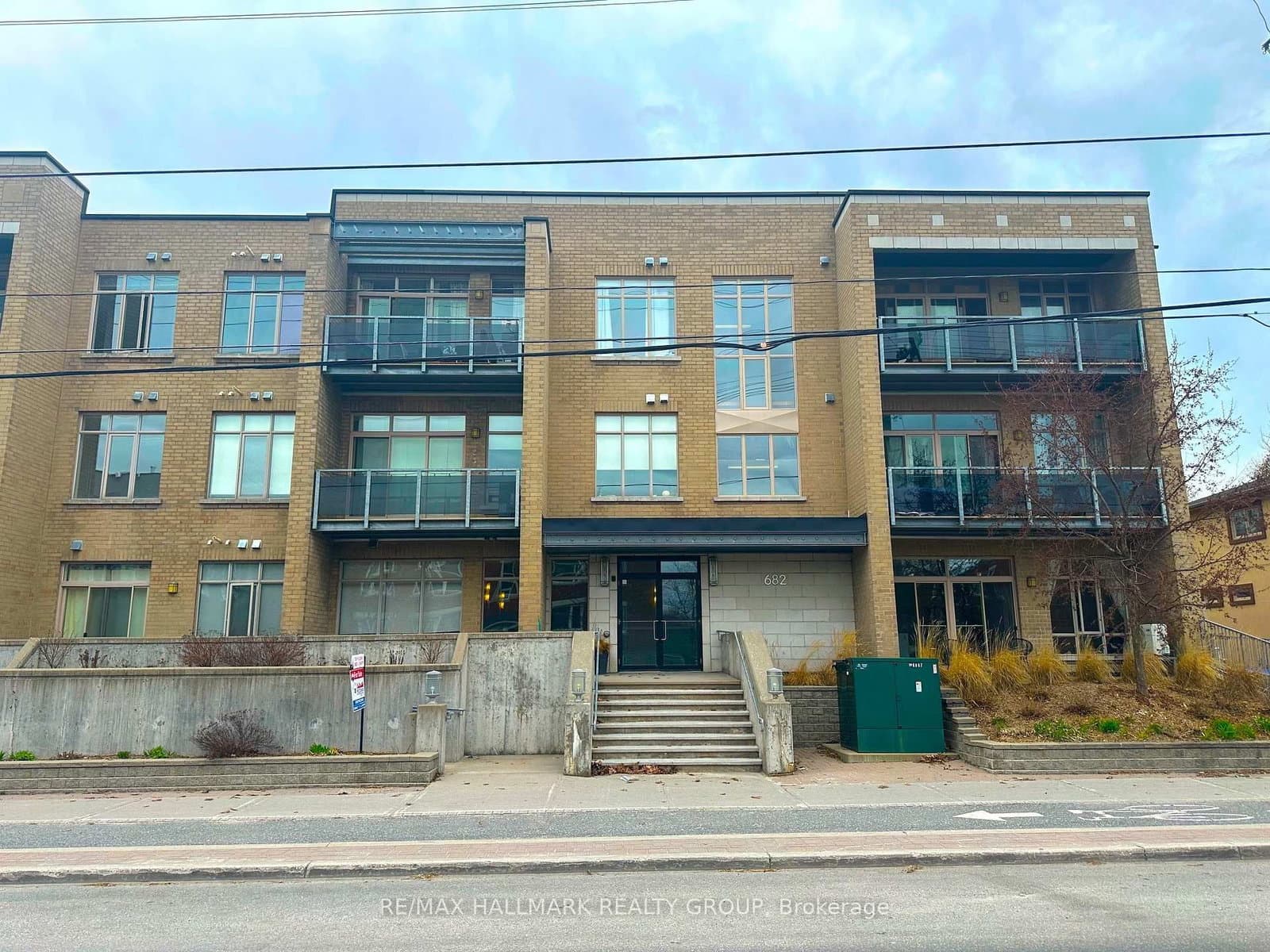 310 - 682 Churchill Avenue, Ottawa, ON