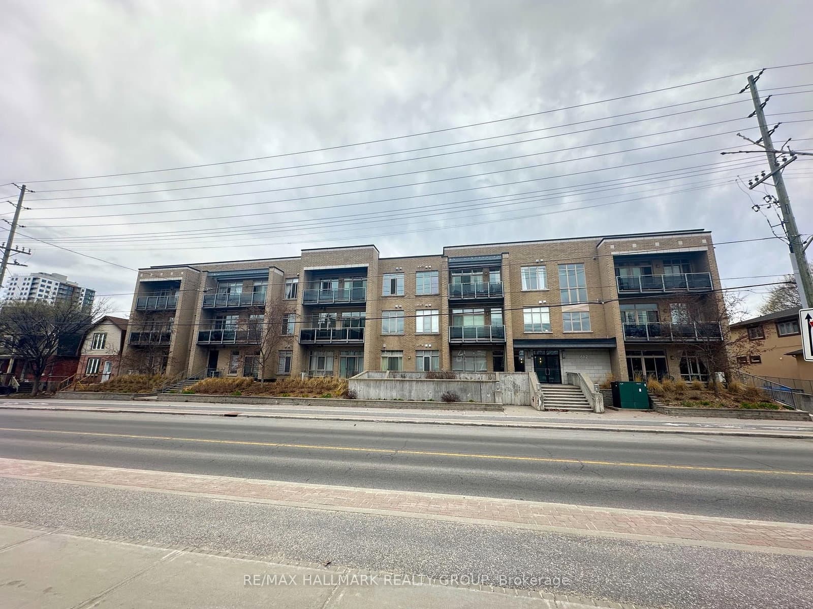 310 - 682 Churchill Avenue, Ottawa, ON — photo 2