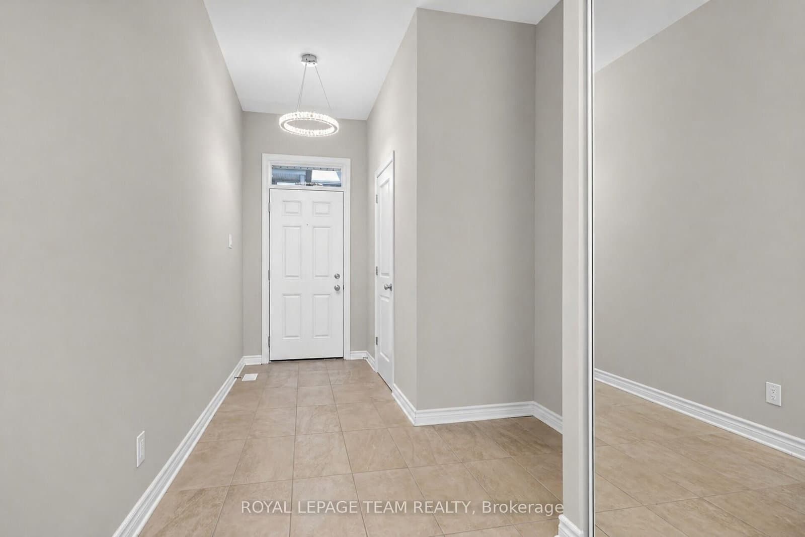 765 Dearborn Private, Ottawa, ON — photo 3