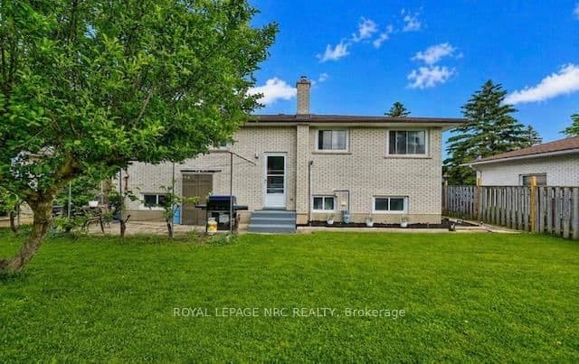 23 NORTHGATE Drive, Welland, ON — photo 2