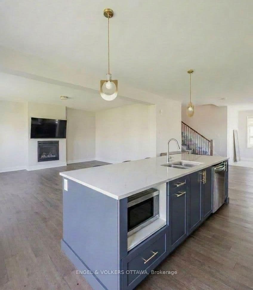 660 Terrier Circle, Richmond, ON — photo 3