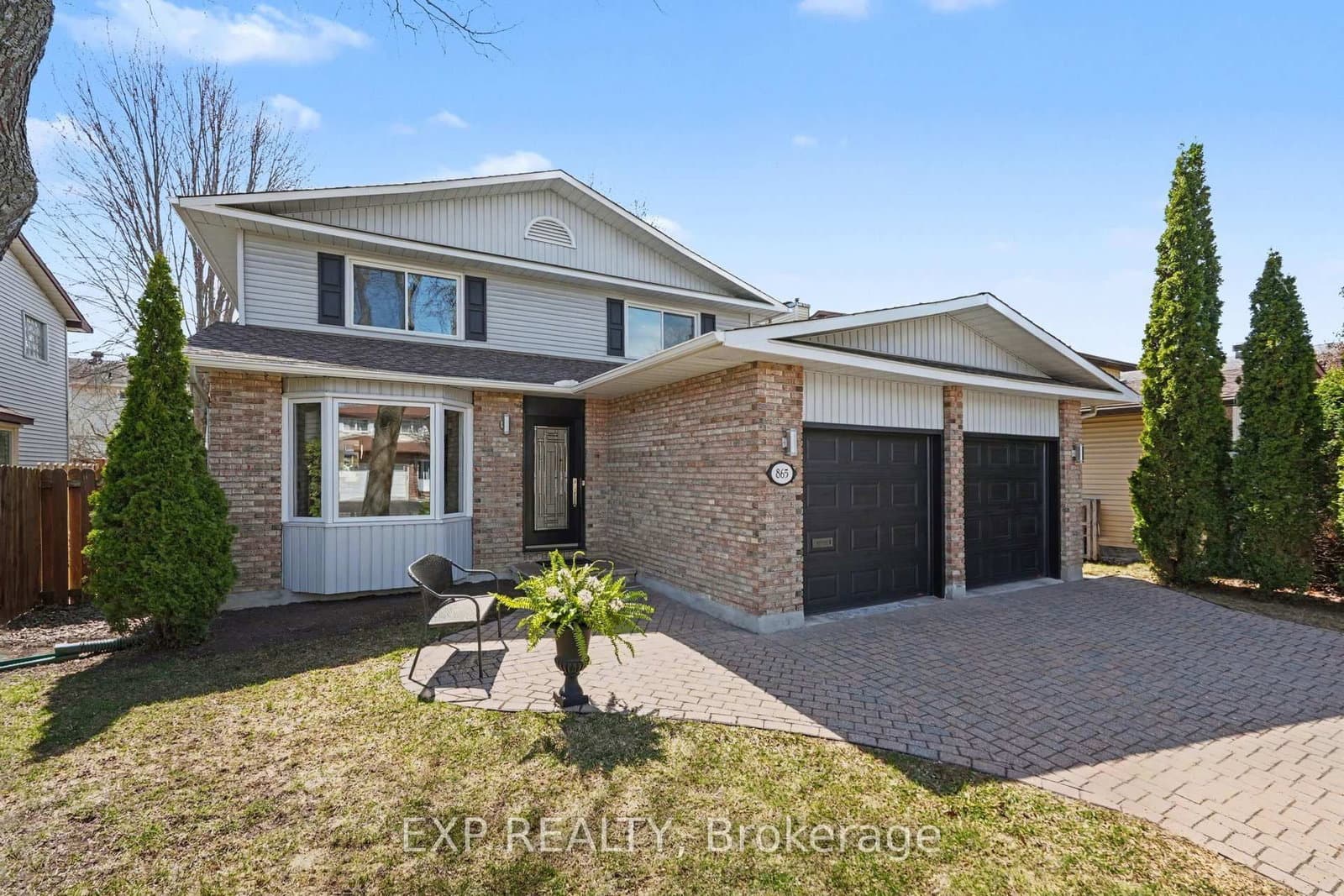 865 Acadian Gardens, Ottawa, ON — photo 2