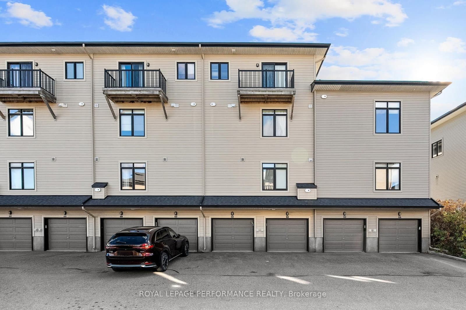 167 POPLIN Street, Ottawa, ON — photo 2