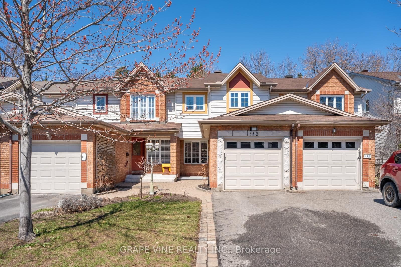 142 College Circle, Ottawa, ON