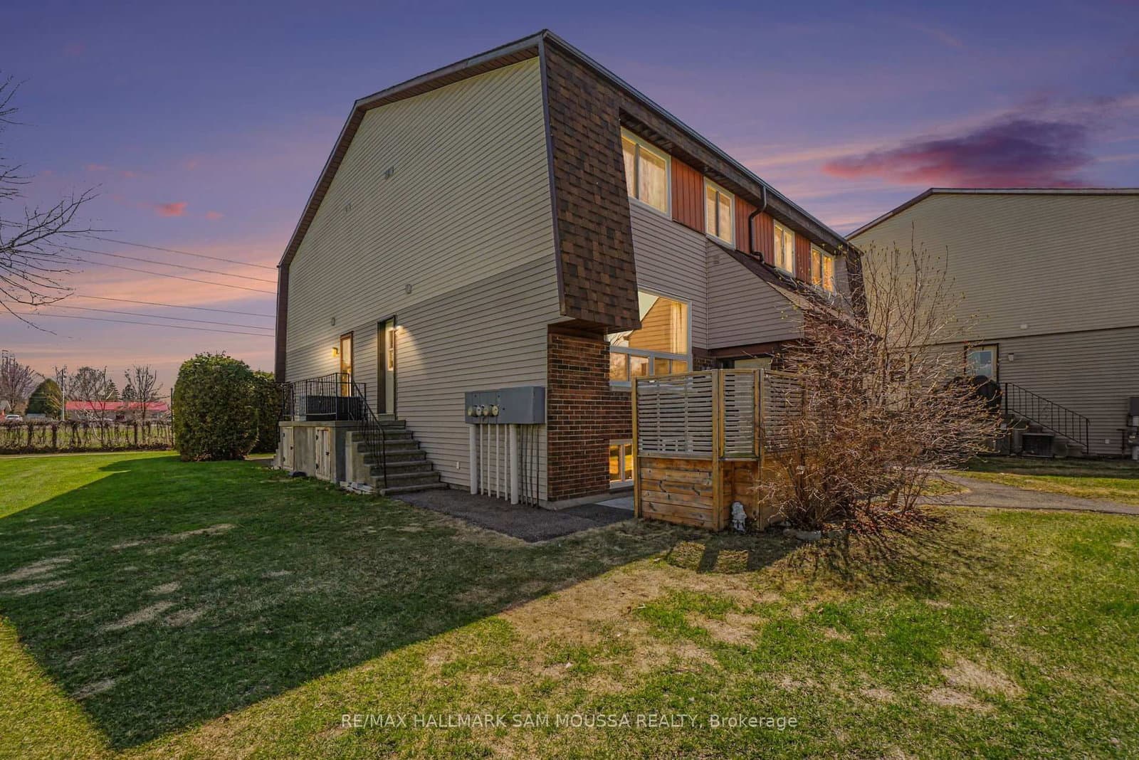 28C Woodvale Green, Ottawa, ON — photo 2