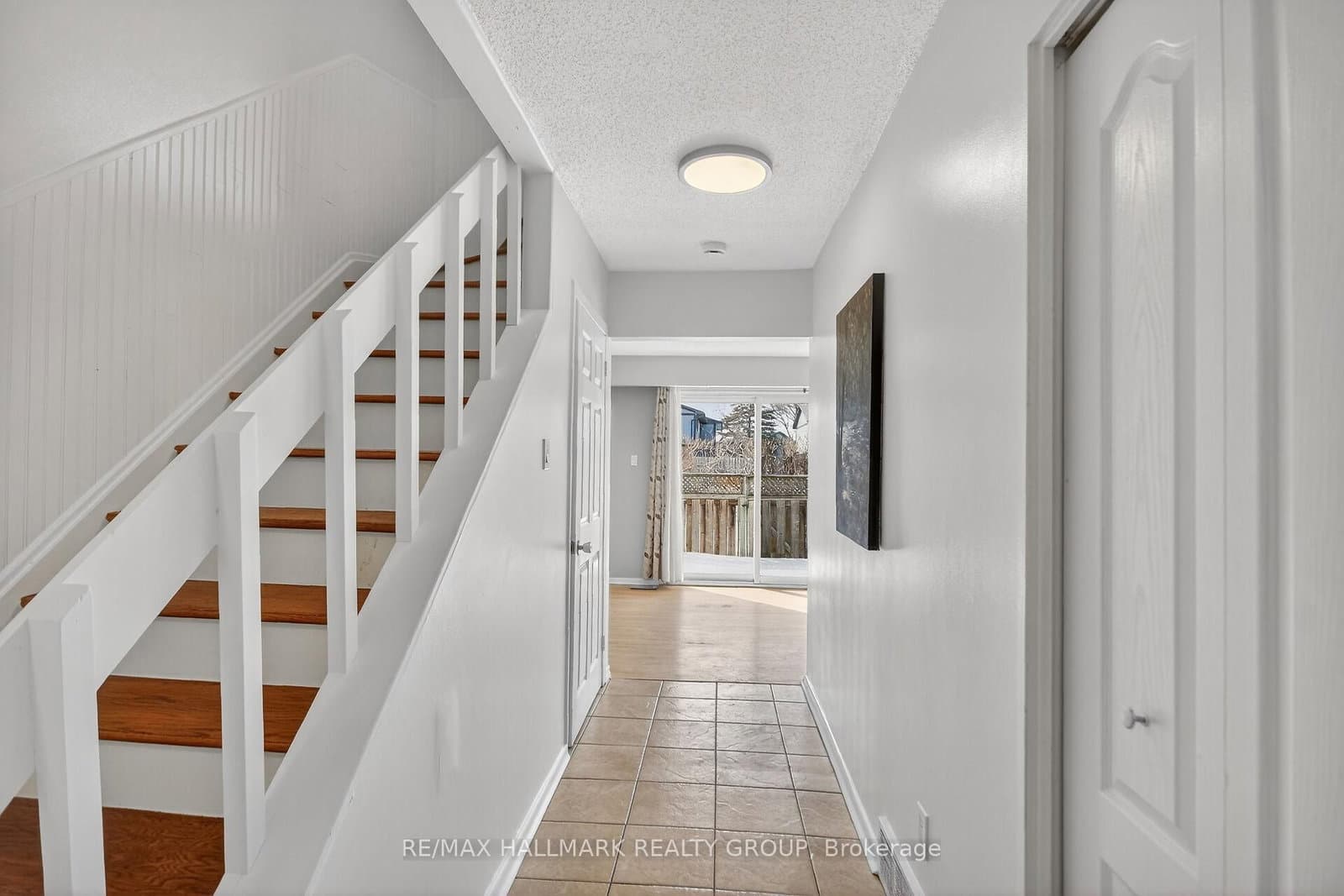 427 Moodie Drive, Ottawa, ON — photo 3