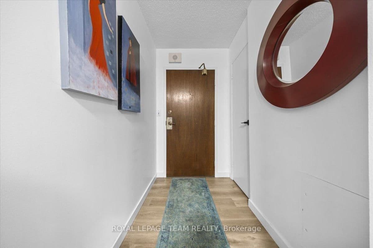 204 - 1025 Richmond Road, Ottawa, ON — photo 3