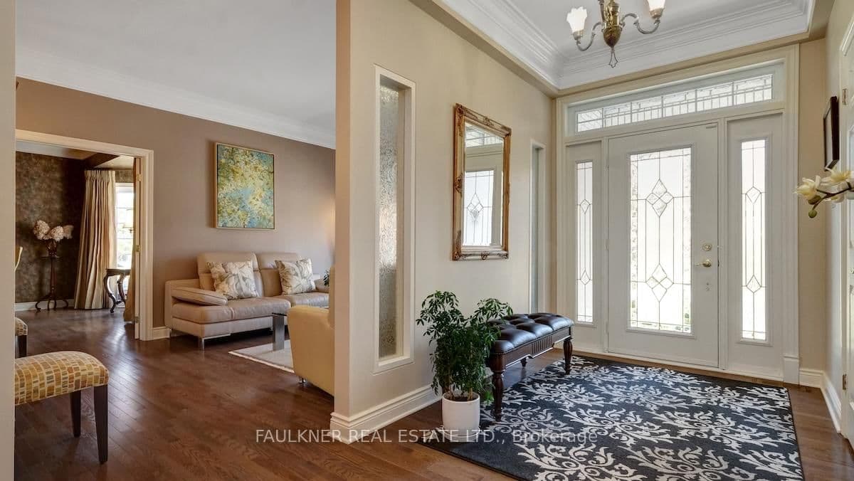 945 Fieldown Street, Ottawa, ON — photo 3