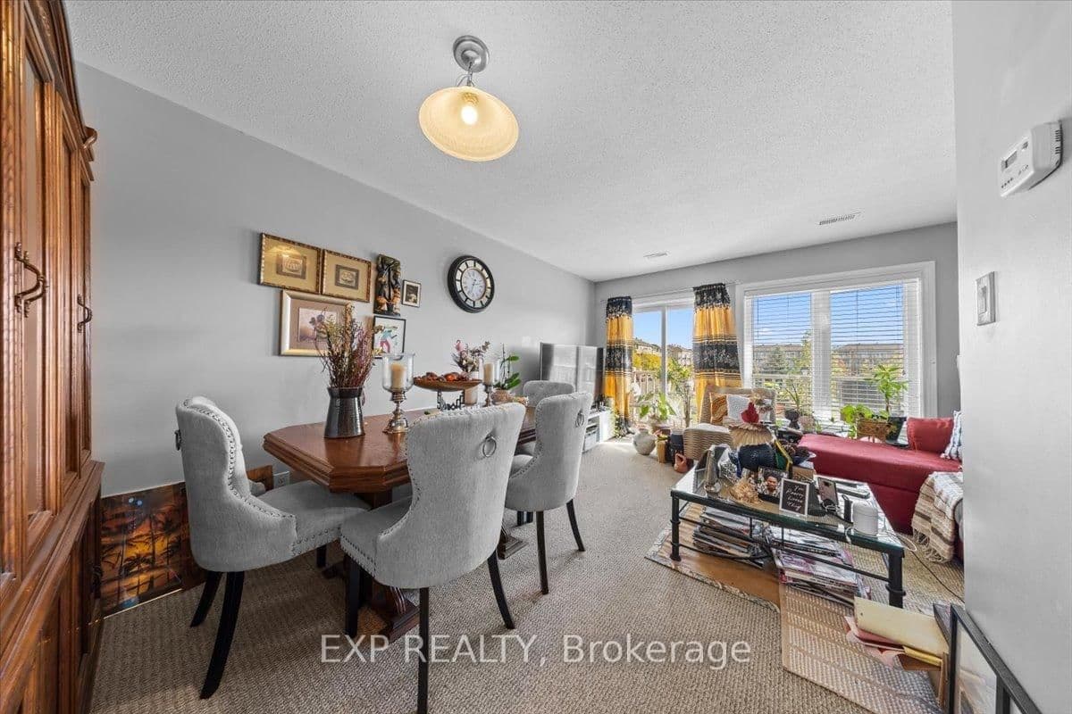 290 Espin Heights, Ottawa, ON — photo 3