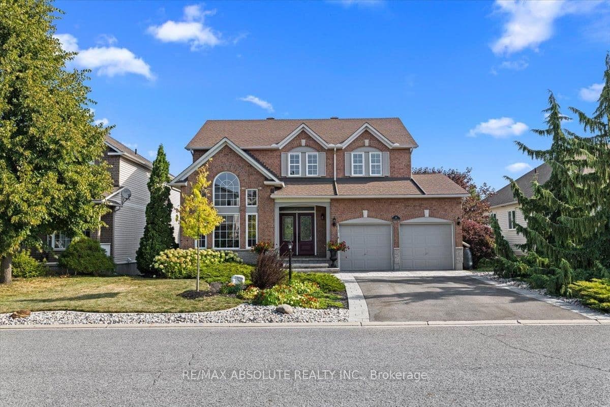 26 Franklin Cathcart Crescent, Stittsville, ON