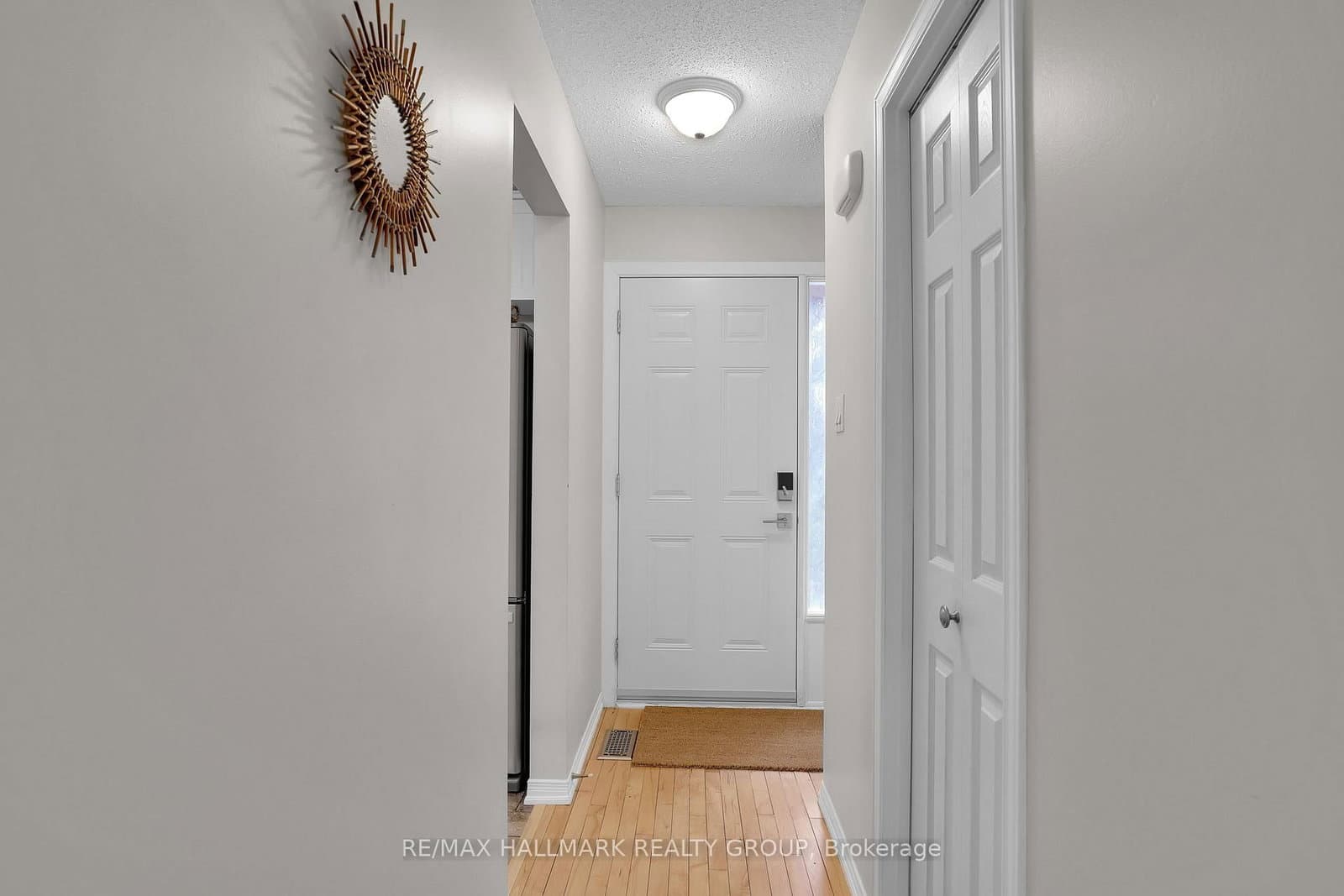 34 - 55 Bering Court, Ottawa, ON — photo 2