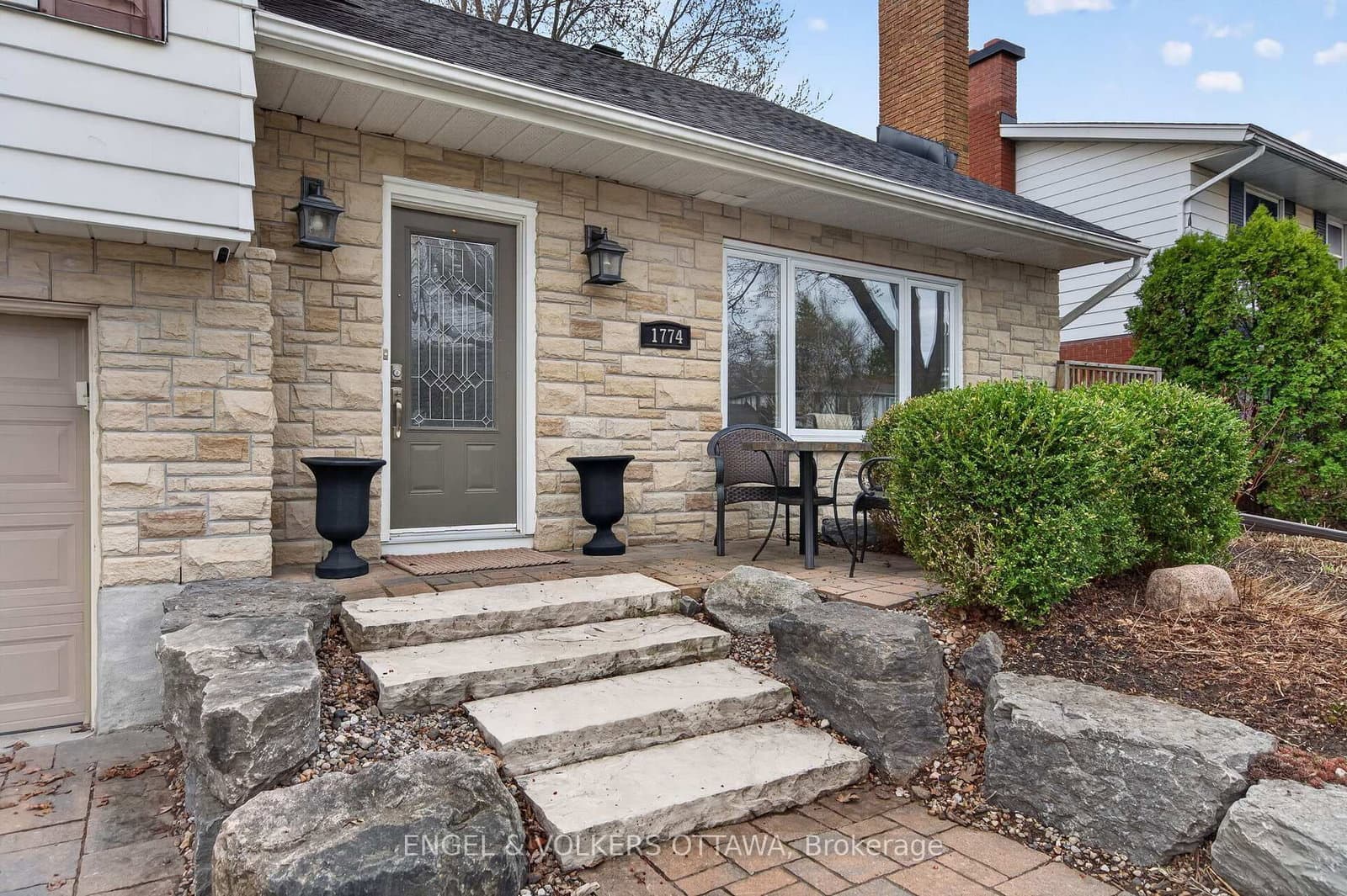 1774 Playfair Drive, Ottawa, ON — photo 2