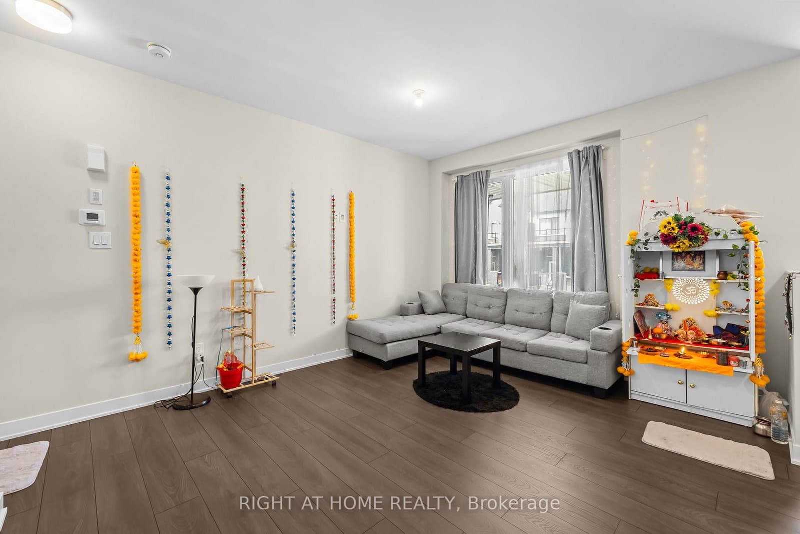 209 Speckled Alder Row, Ottawa, ON — photo 3