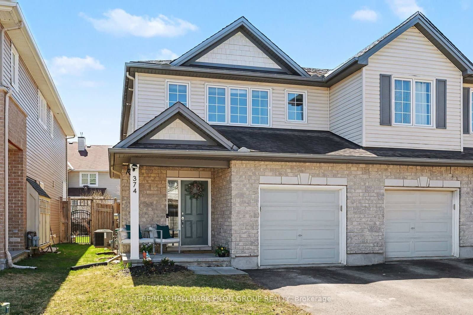 374 Horseshoe Crescent, Stittsville, ON