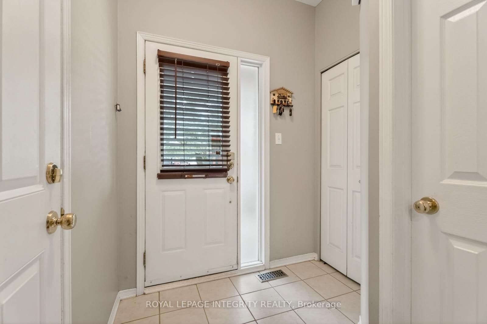 106 Blackdome Crescent, Ottawa, ON — photo 3