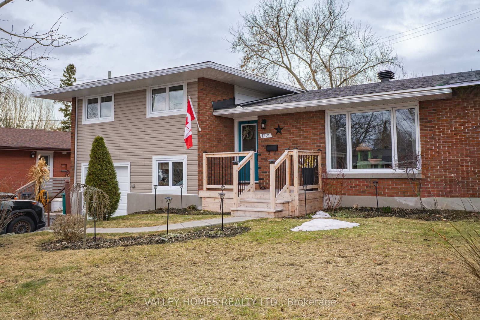 1224 Placid Street, Ottawa, ON — photo 2