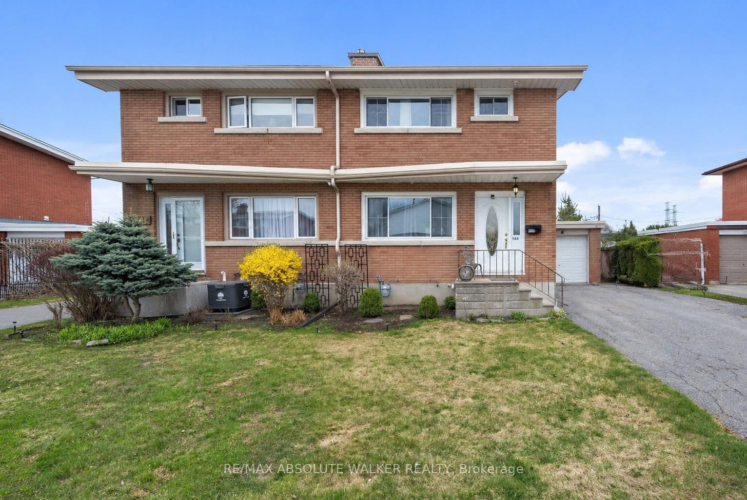 144 Viewmount Drive, Ottawa, ON