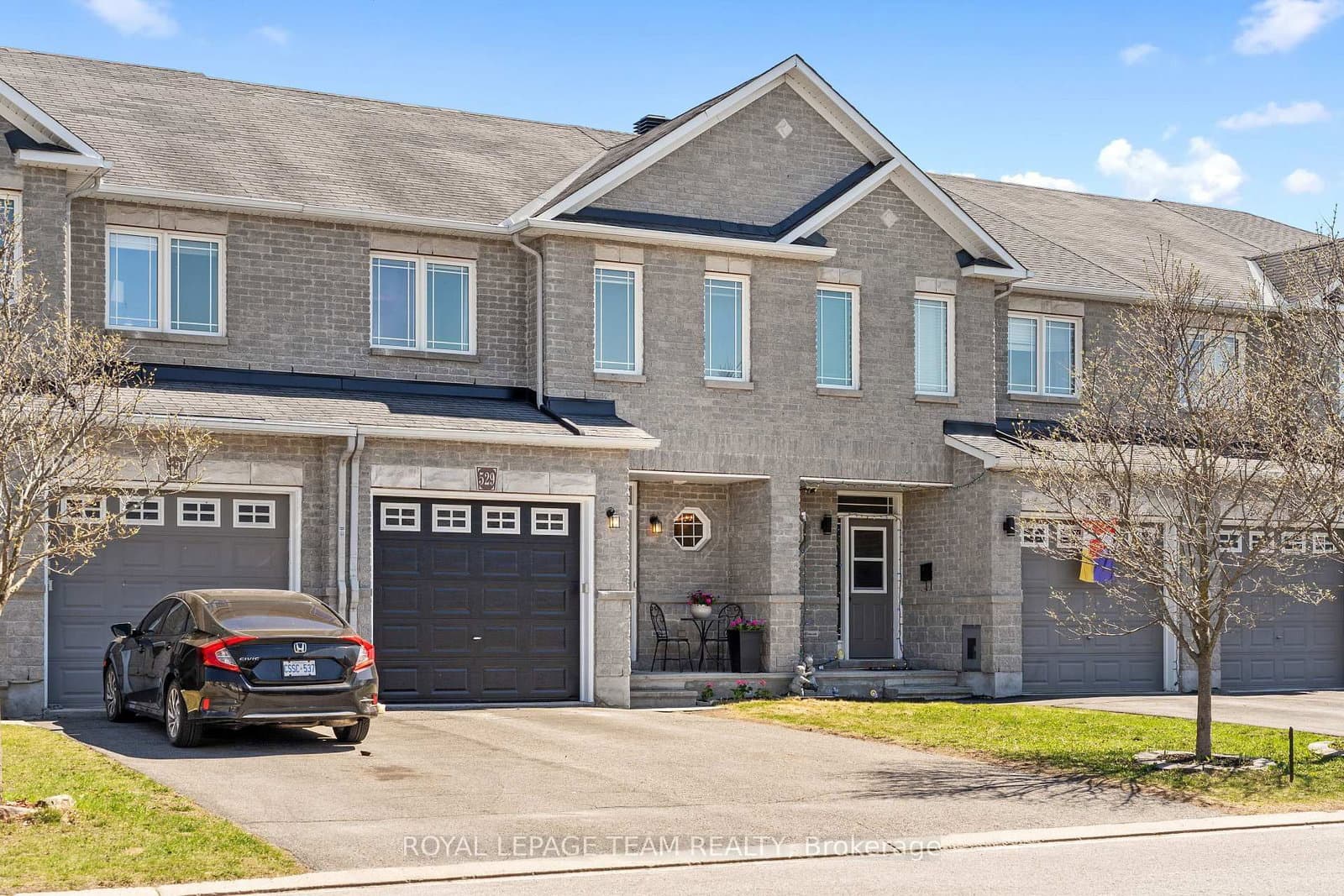 529 PEPPERVILLE Crescent, Ottawa, ON — photo 2