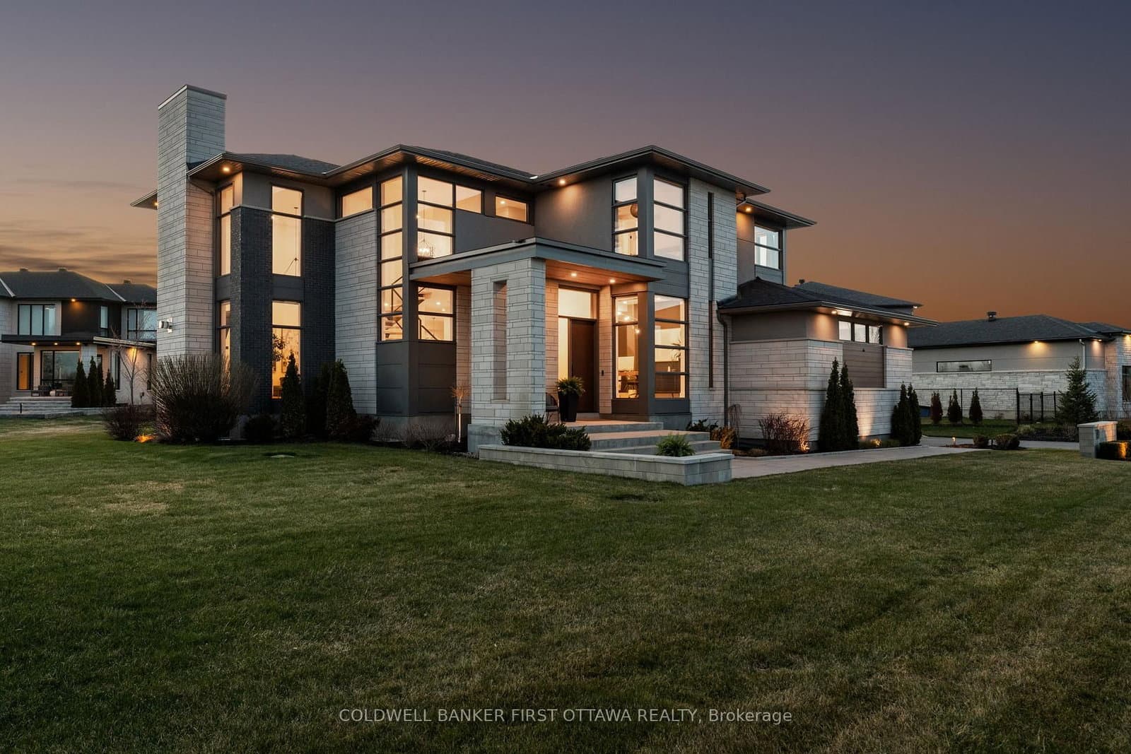 781 Mcmanus Avenue, Ottawa, ON — photo 2