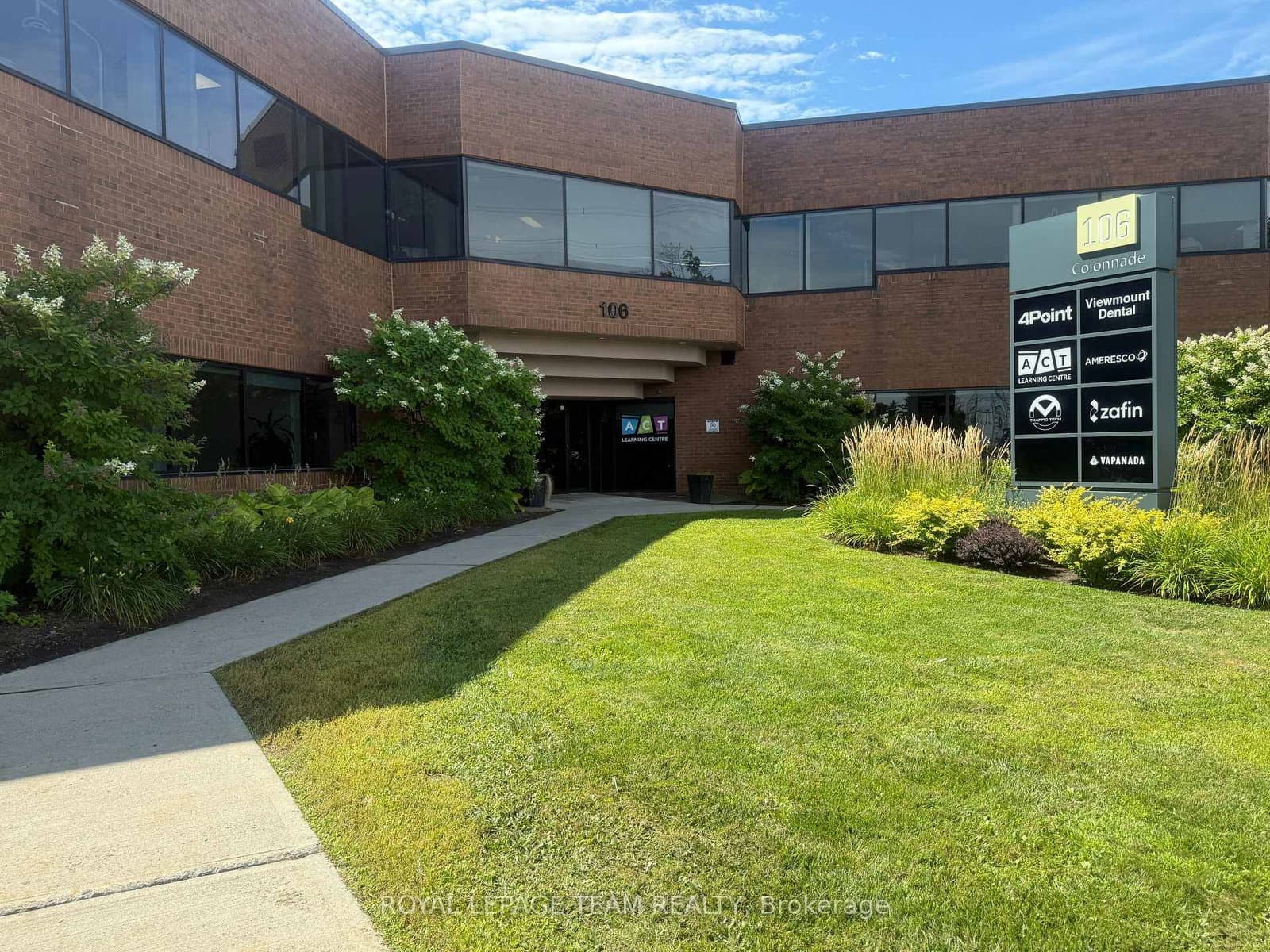 230 - 106 Colonnade Road, Ottawa, ON — photo 2