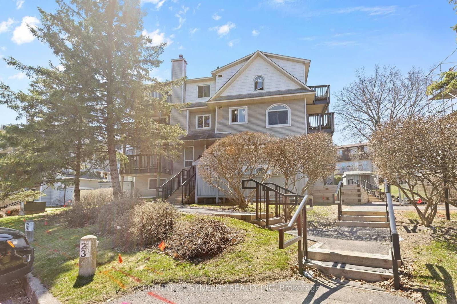 714 Tanguay Court, Kanata, ON — photo 2