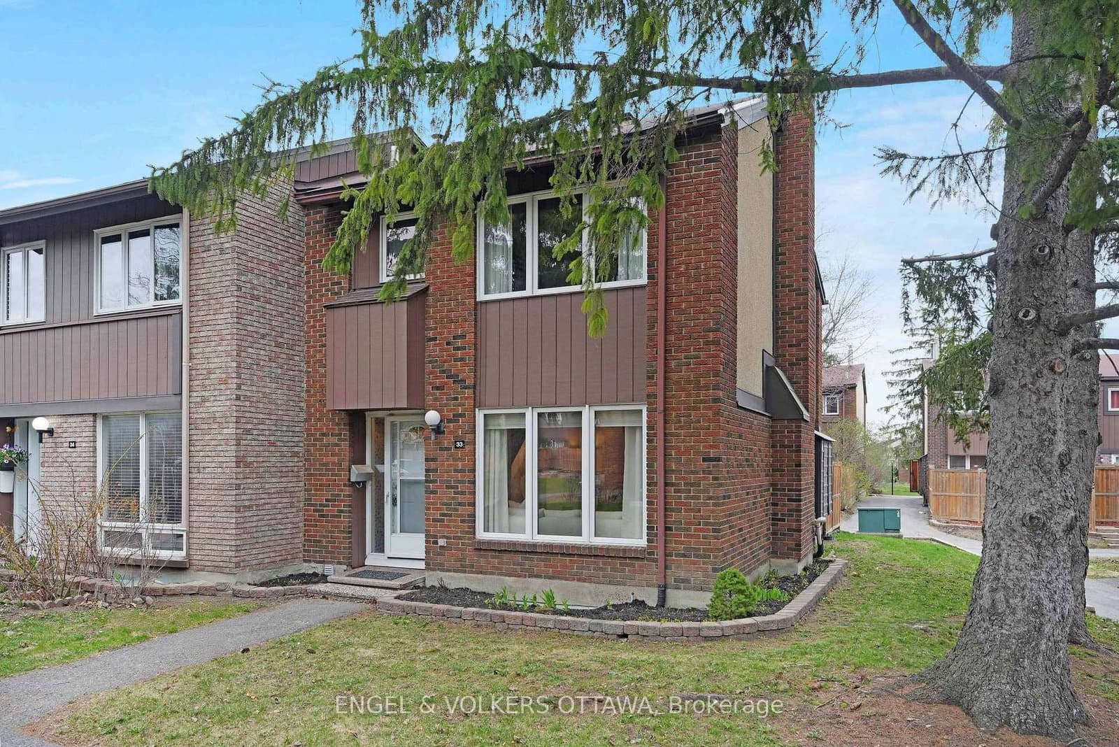 33 - 2111 Montreal Road, Ottawa, ON — photo 2