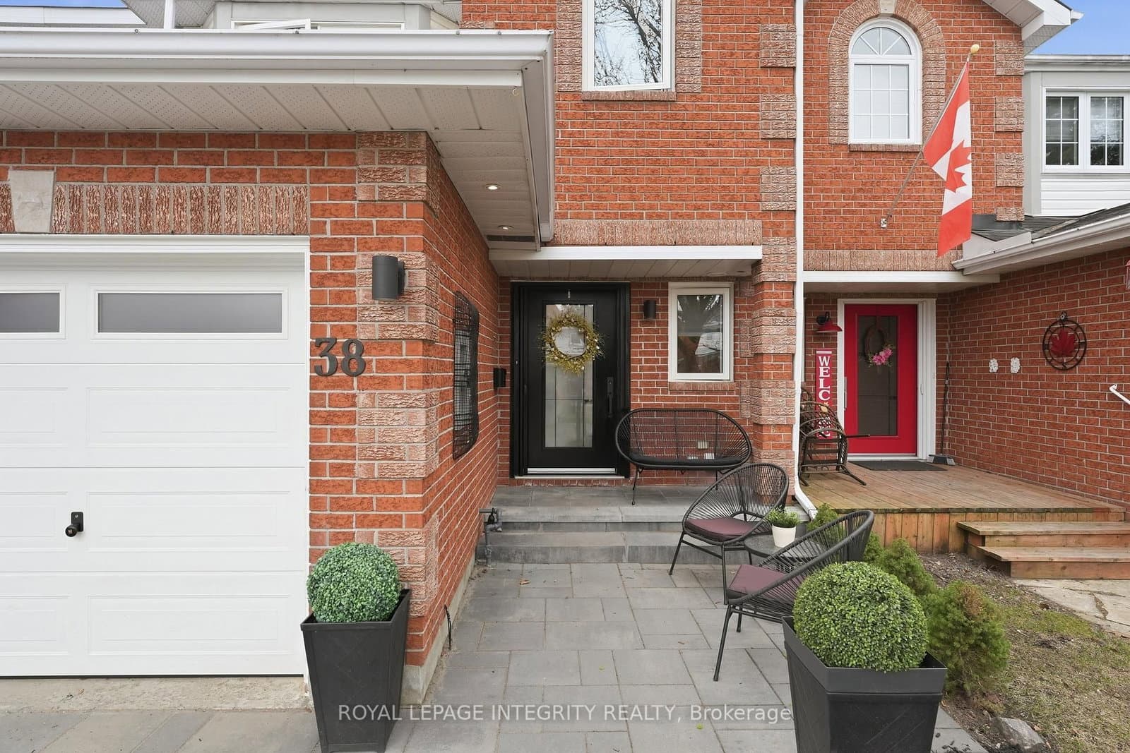 38 Aintree Place, Ottawa, ON — photo 2