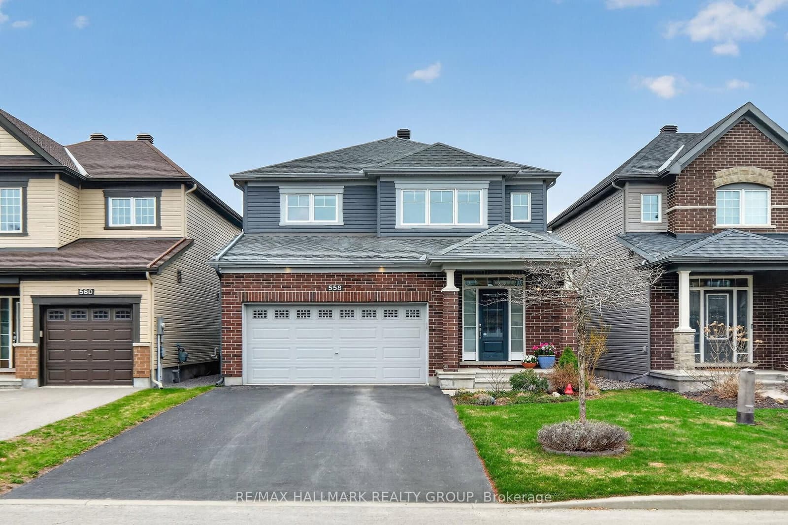 558 Genevriers Street, Ottawa, ON