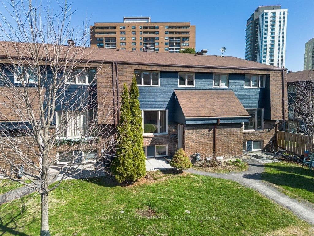 55 - 2610 Draper Avenue, Ottawa, ON — photo 2