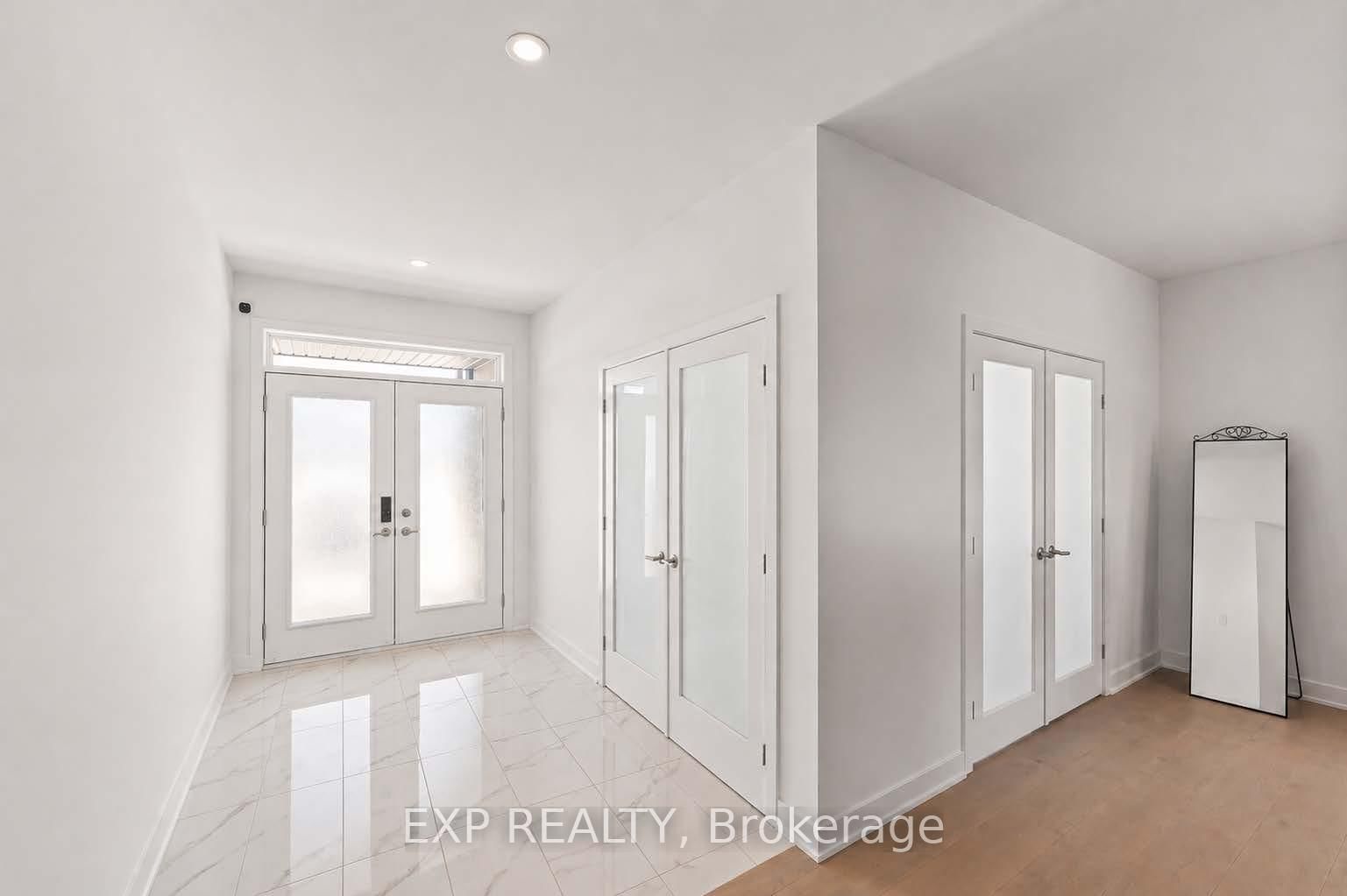 511 Adanae Way, Ottawa, ON — photo 2