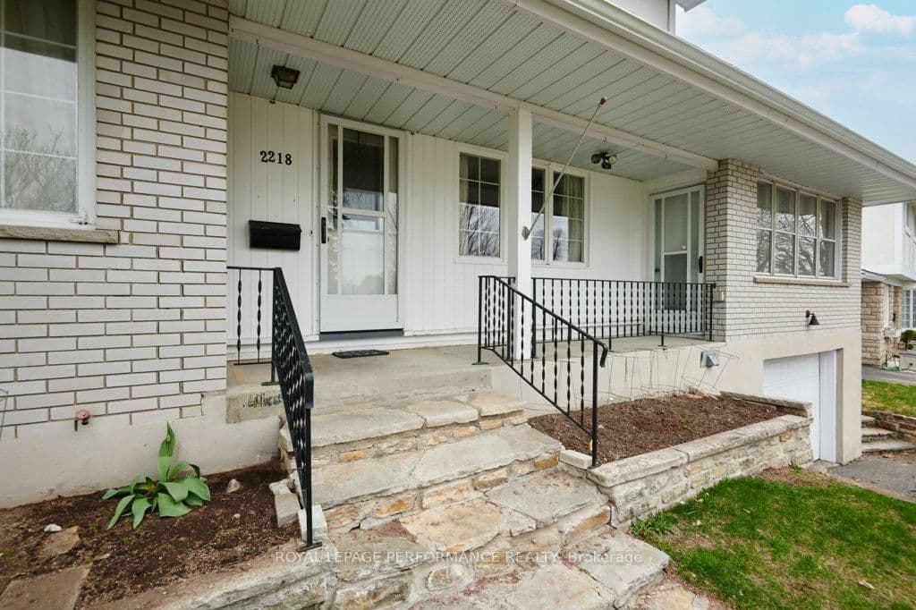 2218 Aster Street, Ottawa, ON — photo 3