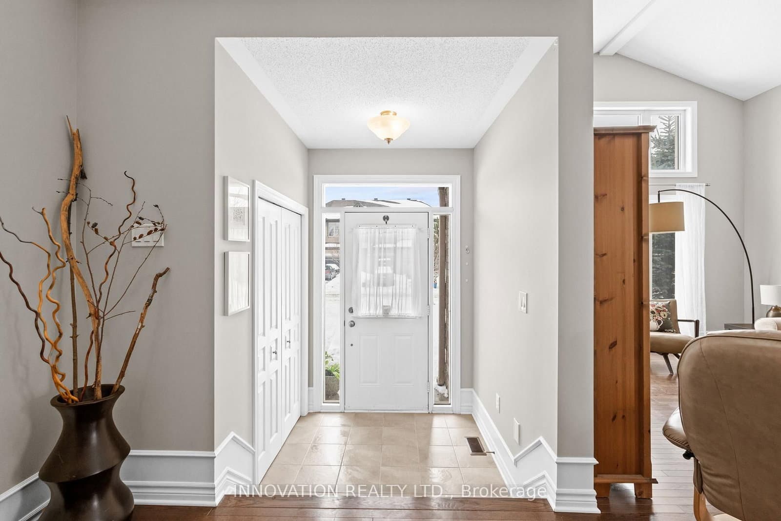 525 Grand Tully Way, Ottawa, ON — photo 2