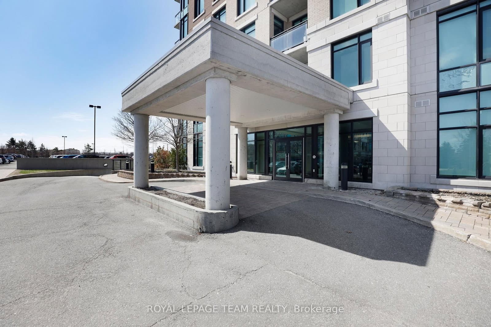 202 - 100 Roger Guindon Avenue, Ottawa, ON — photo 3