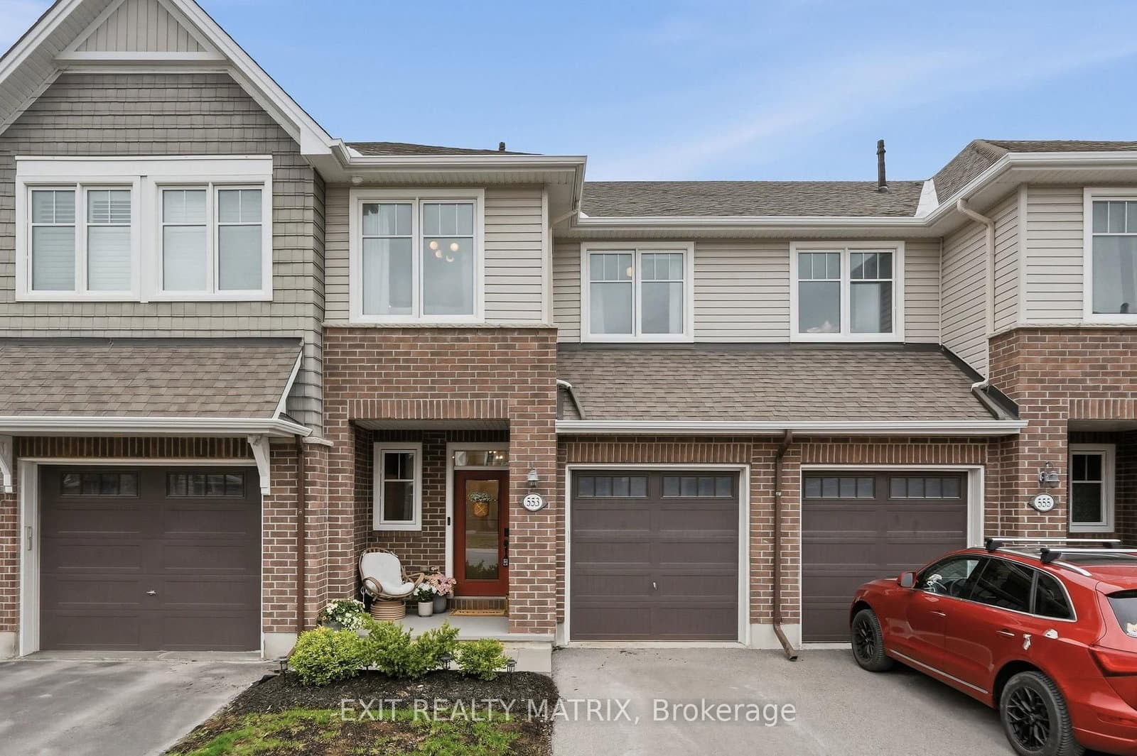 553 Jackdaw Avenue, Ottawa, ON