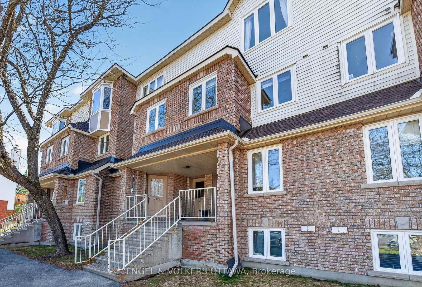 211 Briston Private, Ottawa, ON