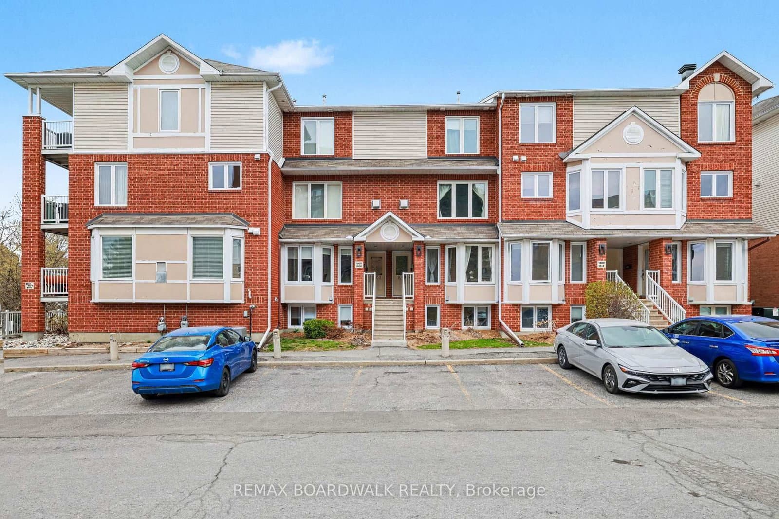 1607 Locksley Lane, Ottawa, ON