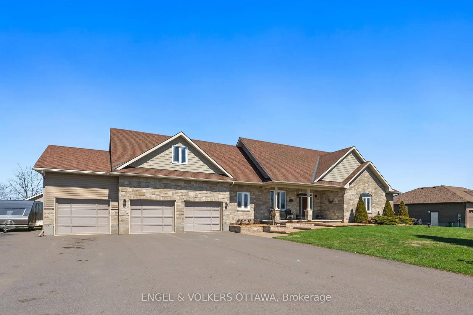 5579 Lombardy Drive, Osgoode, ON