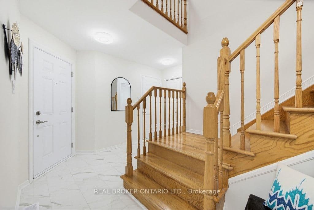 993 Sheenboro Crescent, Ottawa, ON — photo 3