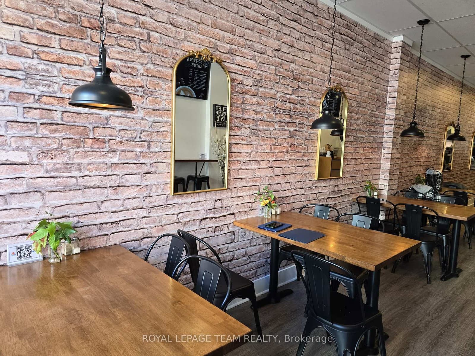 274 Elgin Street, Ottawa, ON — photo 2