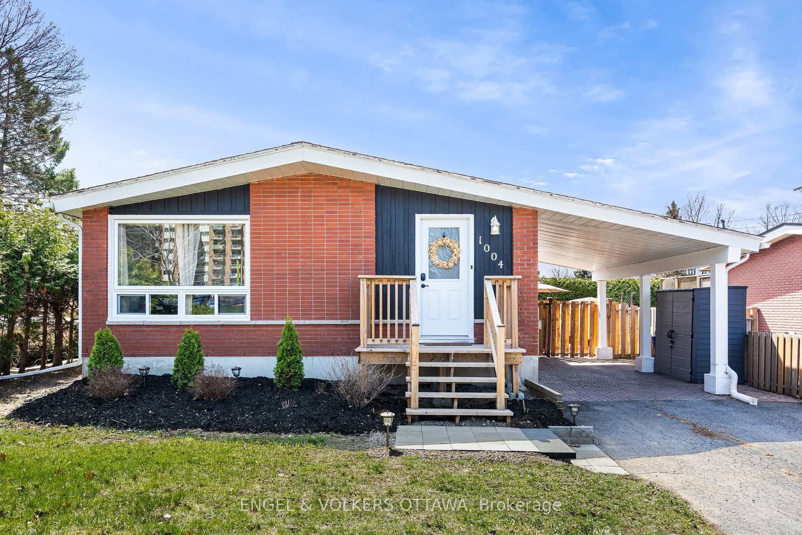 1004 PLEASANT PARK Road, Ottawa, ON — photo 3