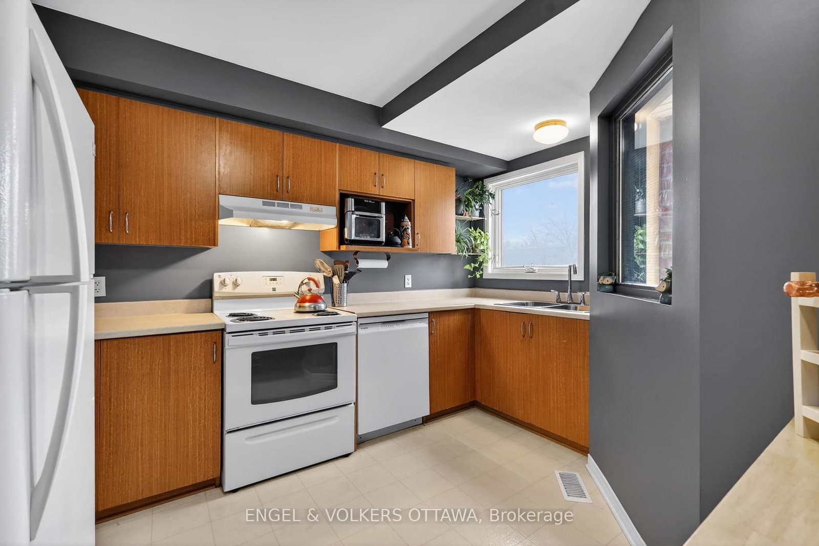 272 KING EDWARD Avenue, Ottawa, ON — photo 3