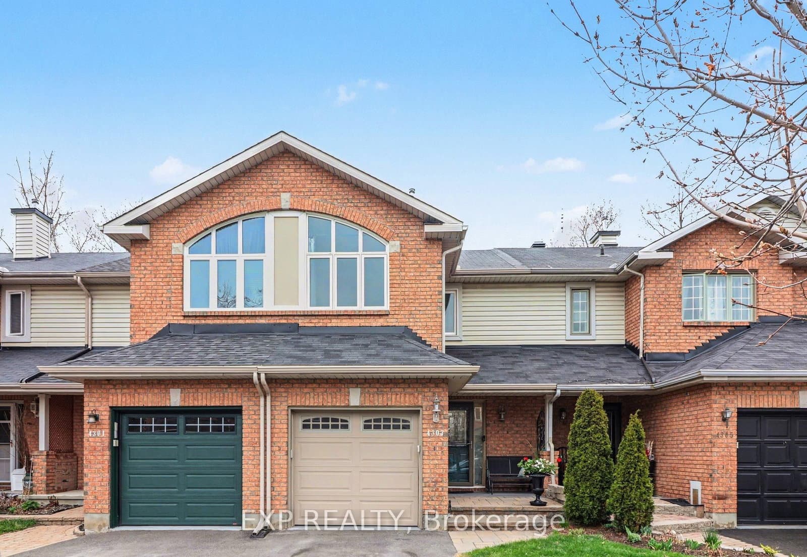 4303 Sunwood Crescent, Ottawa, ON