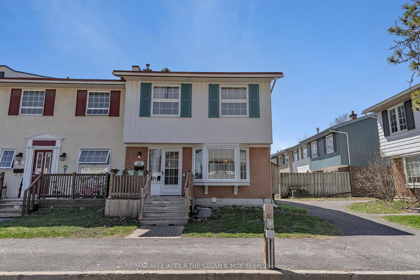 35 Monterey Drive, Ottawa, ON
