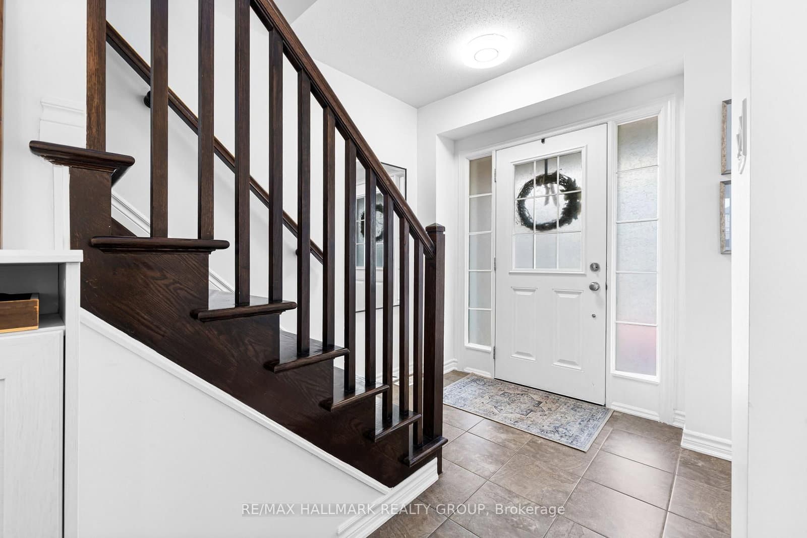 529 Dundonald Drive, Ottawa, ON — photo 3